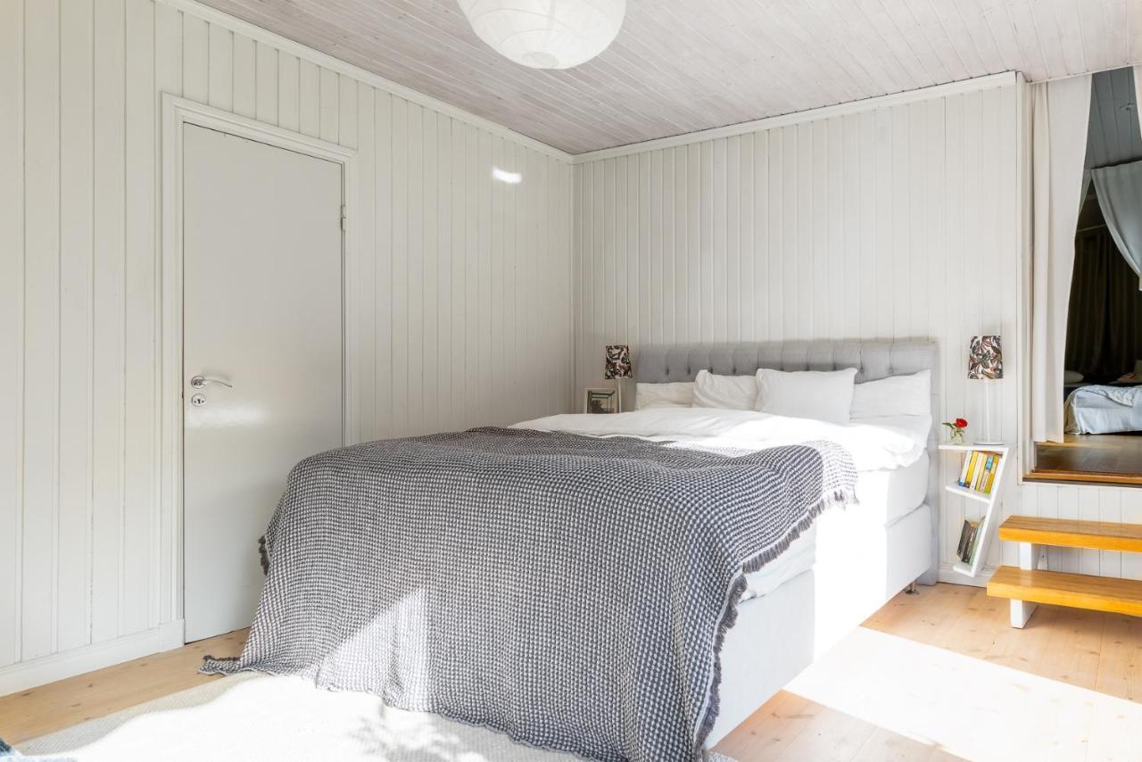 Theo & Lilis Countryside Apartment Еребру Екстер'єр фото